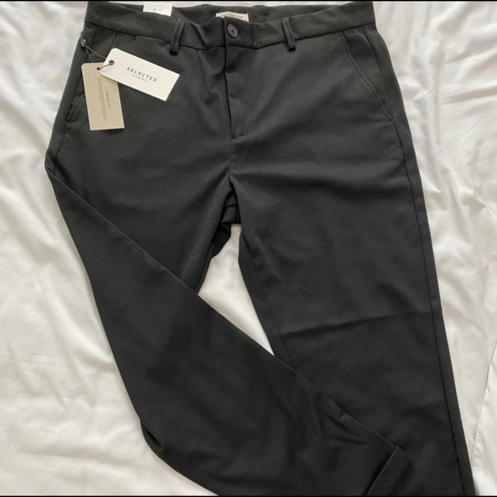Black trousers